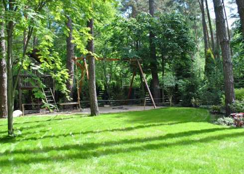 ogród leśny w Magdalence
