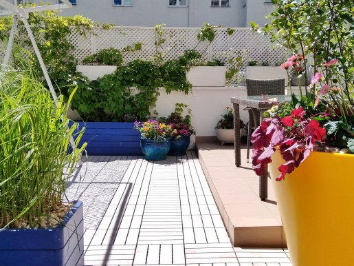 taras ubrany w kolor